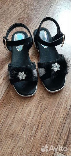 Босоножки для девочки