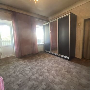 9-к. квартира, 185 м², 3/3 эт.