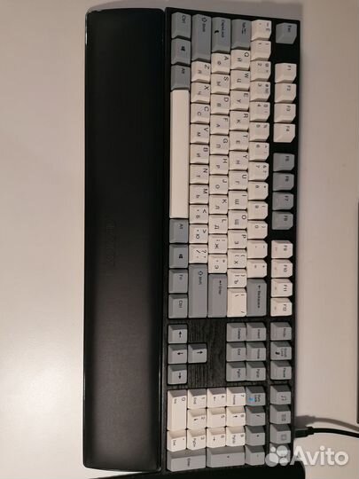 Подставка для клавиатуры