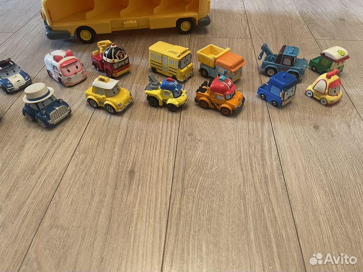 Автобус Скулби Поли робокар