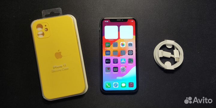 iPhone 11, 64 ГБ