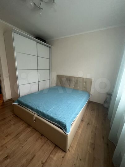2-к. квартира, 58 м², 4/15 эт.