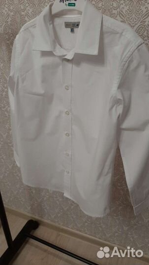Рубашка белая. Новая. Sela. 140 размер.Брюки Ostin