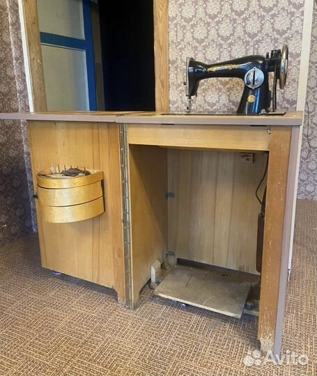 Швейная машина