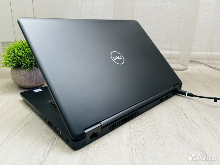 Dell Latitude/i5-7300/8gb/SSD 500gb/620(1gb)