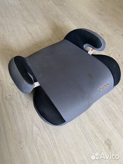 Детская сидушка в машину
