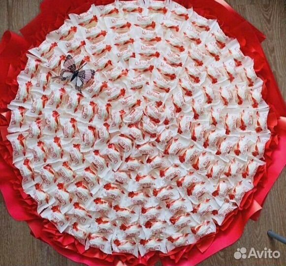 Букет из 101 рафаэлло