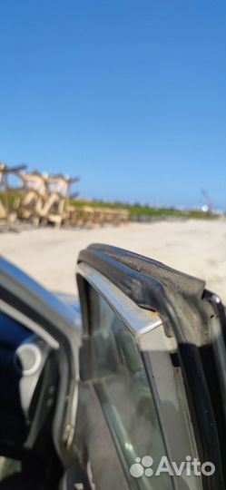 Сиденье заднее Suzuki Grand Vitara