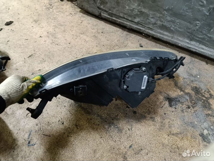 Фара ксенон на Honda Civic 5D 2009-2011
