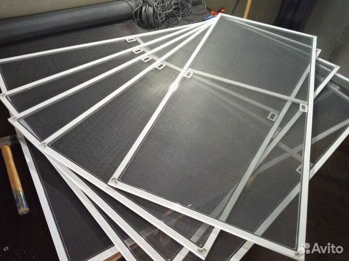 Пластиковая дверь