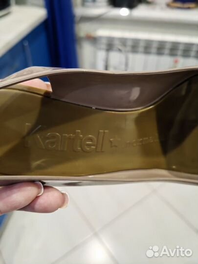 Силиконовые босоножки Kartell, Италия, 38