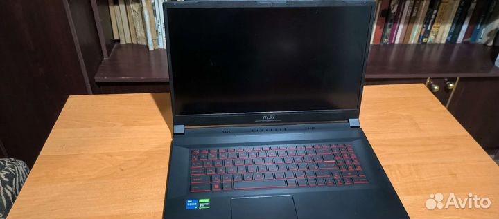 Игровой Ноутбук Katana GF76 11SC-483XRU