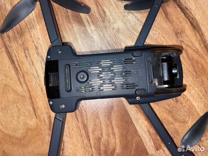 Квадрокоптер Syma W3