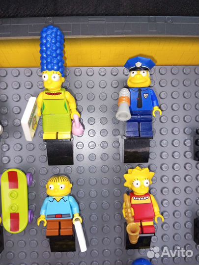 Lego simpsons series 1 71005