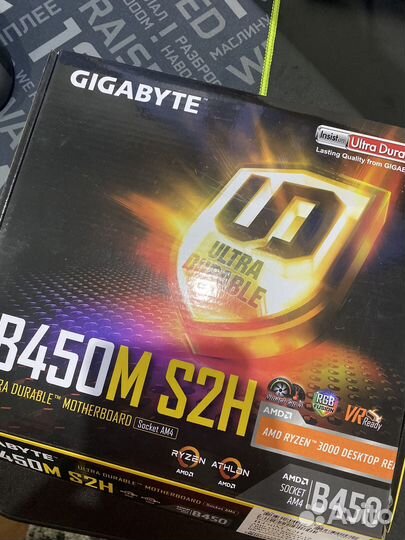 Материнская плата gigabyte B450M S2H