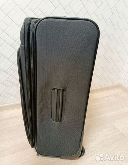 Чемодан на колесах большой xxl