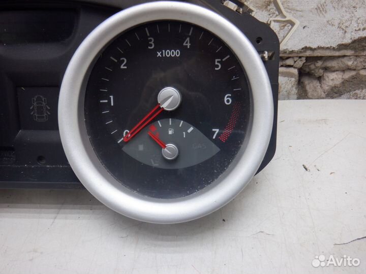 Панель приборов Renault Megane 2