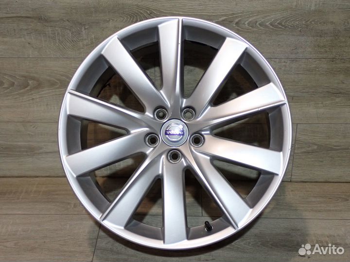 Комплект R19 оригинальных дисков Volvo XC90