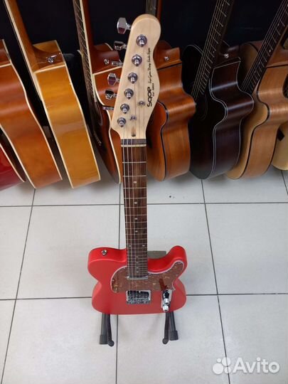 Электрогитара Новая