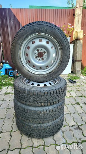 Зимние колёса LADA granta 175 65 R 14