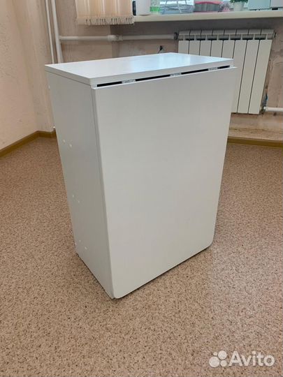 Маникюрный стол складной