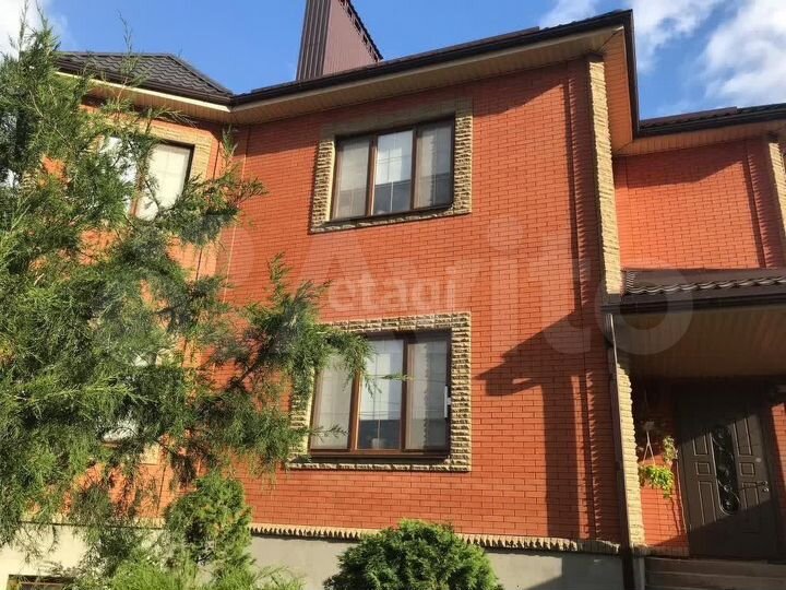 Дом 340 м² на участке 6 сот.