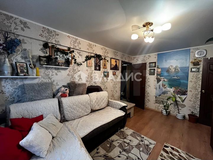 3-к. квартира, 60 м², 2/5 эт.