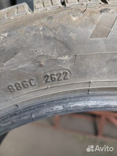 Pirelli Ice Zero FR 205/55 R16