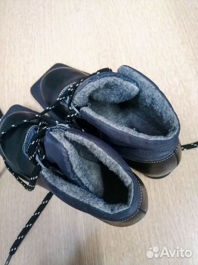 Лыжные ботинки 34 размер, почти новые, обмен