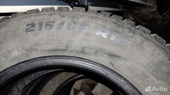 Pirelli Formula Ice 215/65 R16