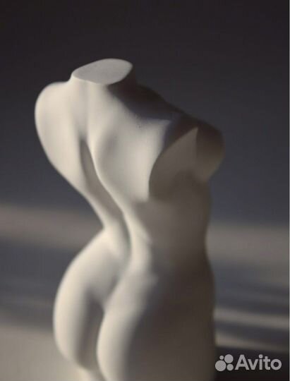 Статуэтки для интерьера Женский силуэт в стиле Ню