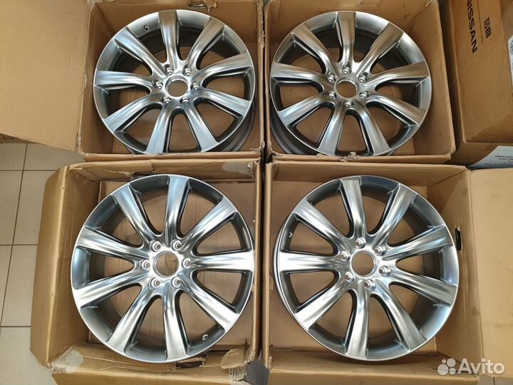 Новые оригинальные диски R22 Infiniti QX56/QX80