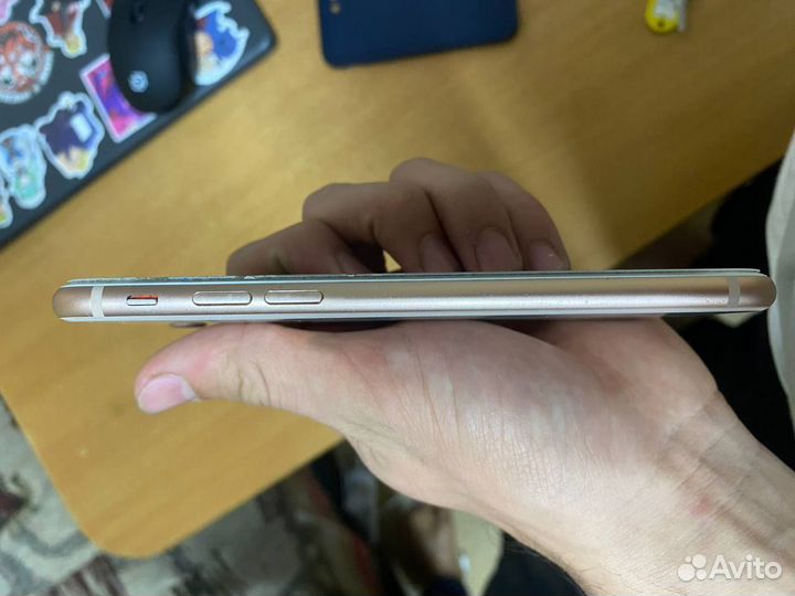iPhone 8