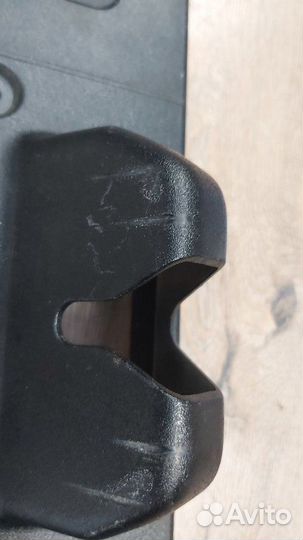 Накладка крышки багажника Mercedes S 500 4Matic