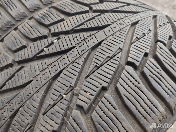 Nokian Tyres Hakkapeliitta R2 275/40 R20 106R