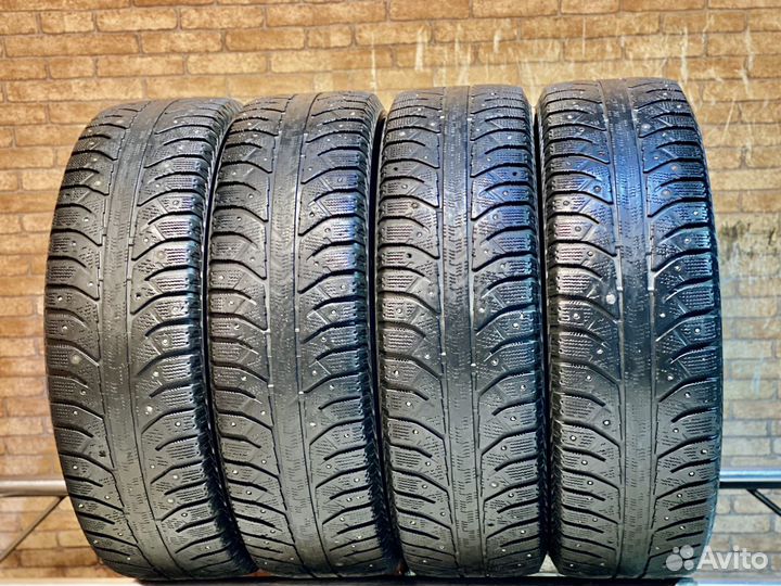 Bridgestone Ice Cruiser 7000 215/70 R16 100T