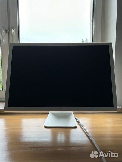 Монитор Apple Cinema HD Display