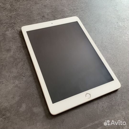 Планшет Apple iPad 6 (2018), на запчасти