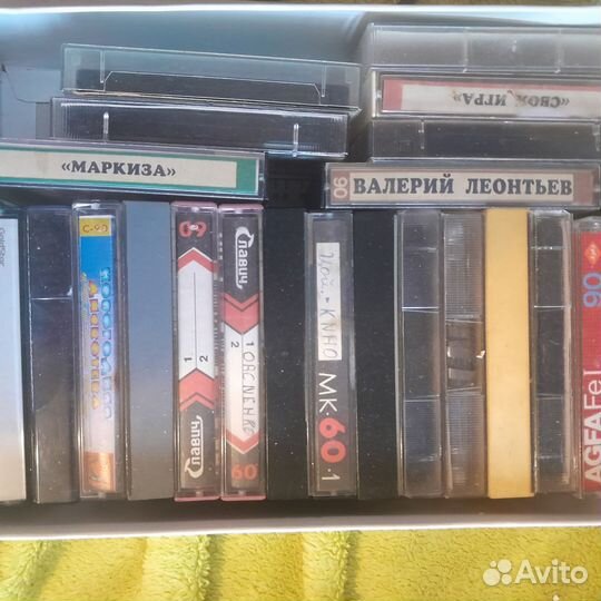 Кассеты с записью