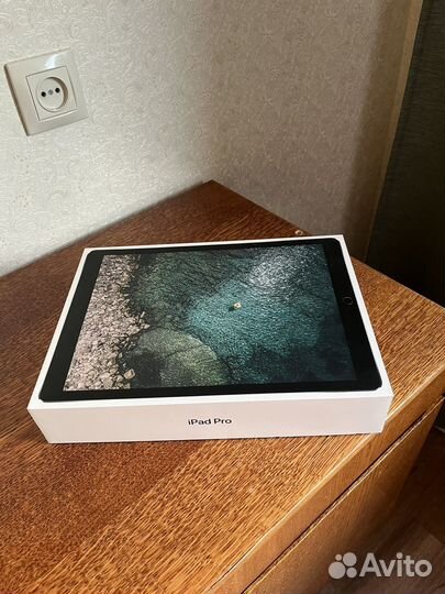 iPad pro 12.9 с клавиатурой