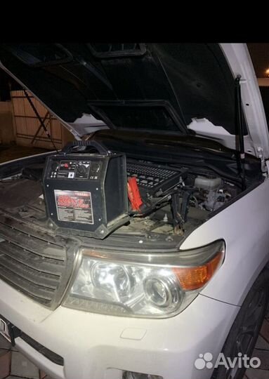 Зарядно-пусковое устройство