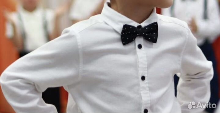 Рубашка белая h&m 116 с бабочкой