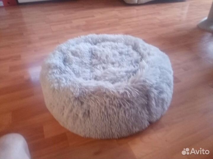 Лежанка для кошек новая