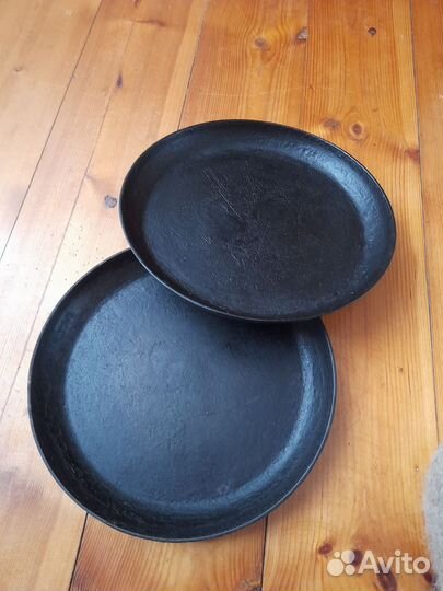 2 рюкзака б/у. сковороды 2 шт б/у