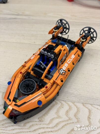 Lego technic спасательный катер 42120