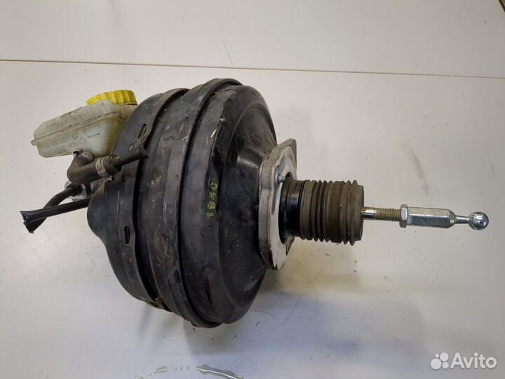 Цилиндр тормозной главный Audi A4 (B6), 2003