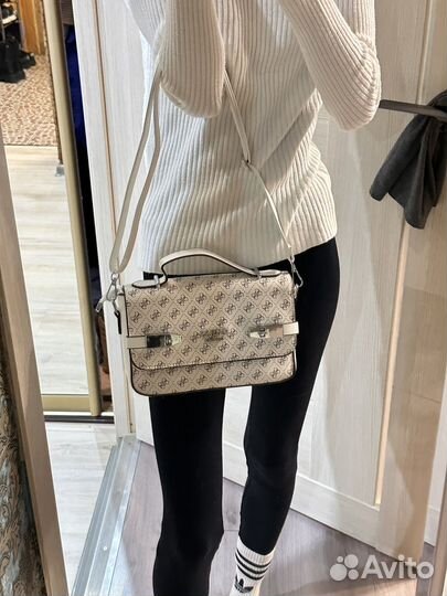 Сумка guess белая