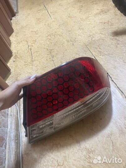 Фонарь задний правый