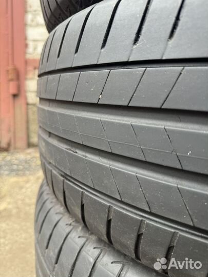 Bridgestone Turanza T005 225/55 R18