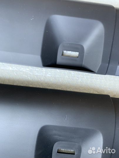 Накладка порога левая Renault Sandero/Stepway